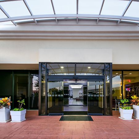 Holiday Inn Houston Sw-Near Sugar Land By Ihg מראה חיצוני תמונה
